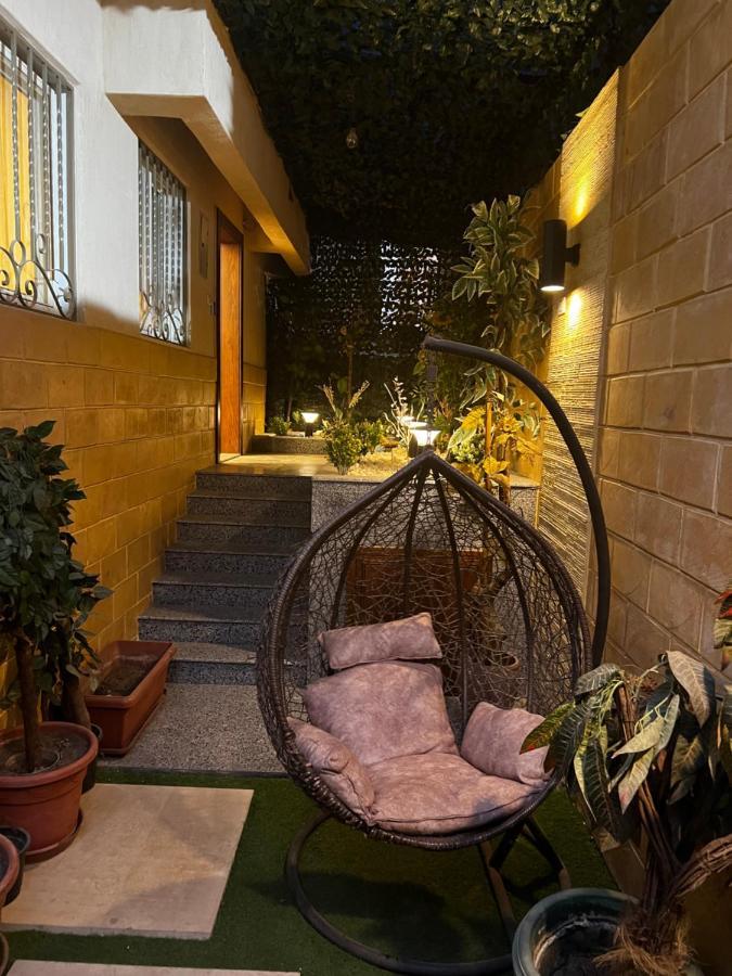 Luxury Flat With Garden And Private Entrance شقة فاخرة بحديقة و مدخل خاص Il Il Cairo Esterno foto