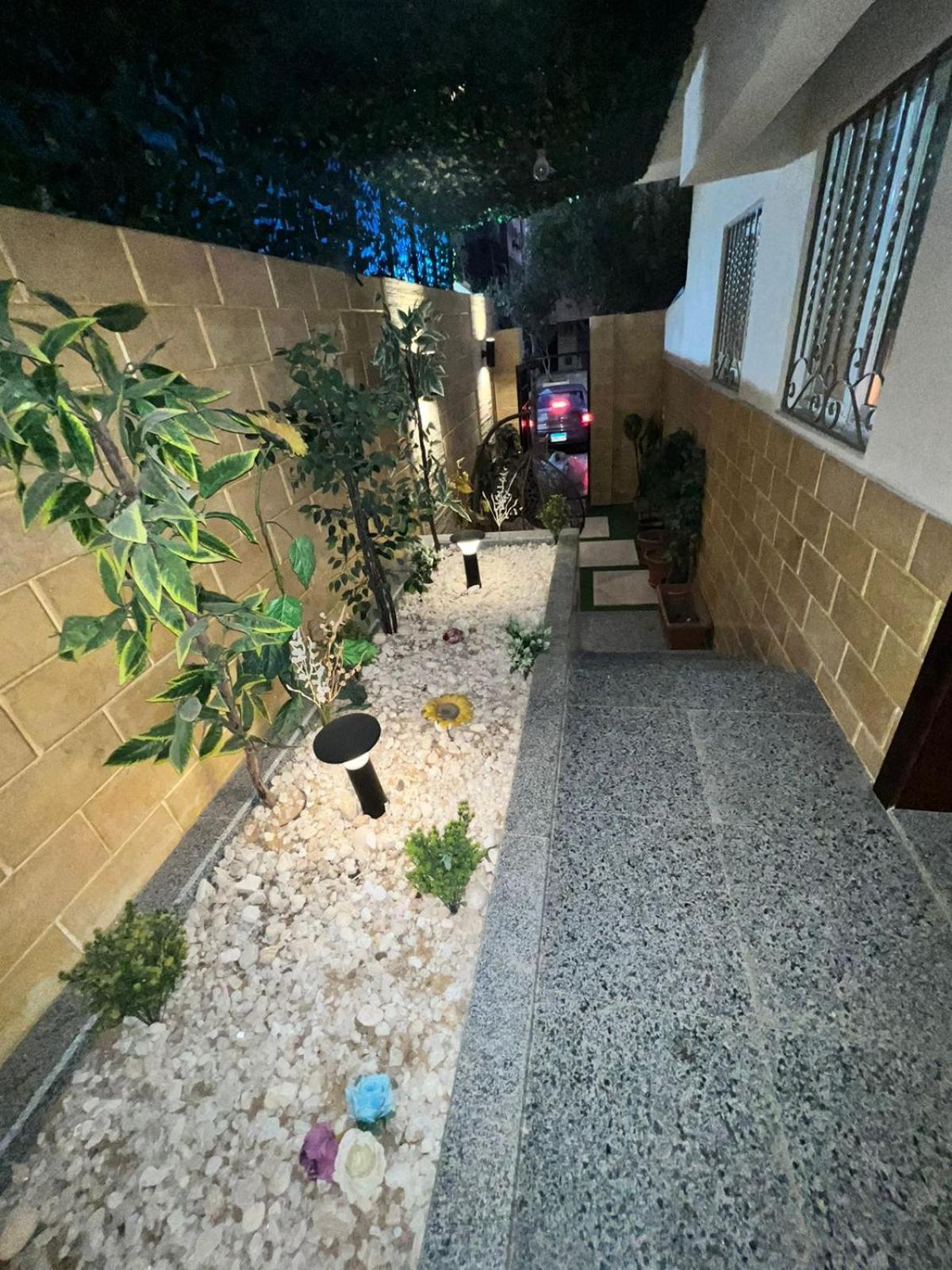 Luxury Flat With Garden And Private Entrance شقة فاخرة بحديقة و مدخل خاص Il Il Cairo Esterno foto
