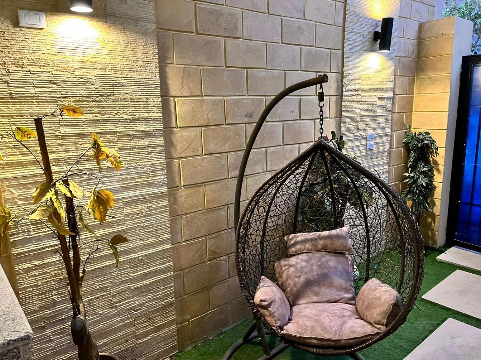Luxury Flat With Garden And Private Entrance شقة فاخرة بحديقة و مدخل خاص Il Il Cairo Esterno foto
